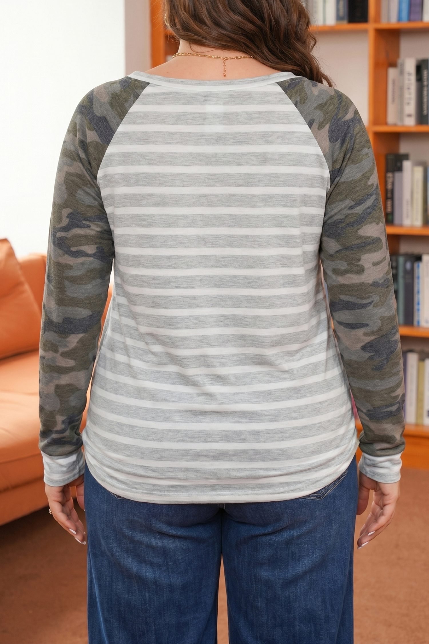 Gray Stripe Camo Sleeve Striped Colorblock Round Neck Long Sleeve Plus Size Blouse