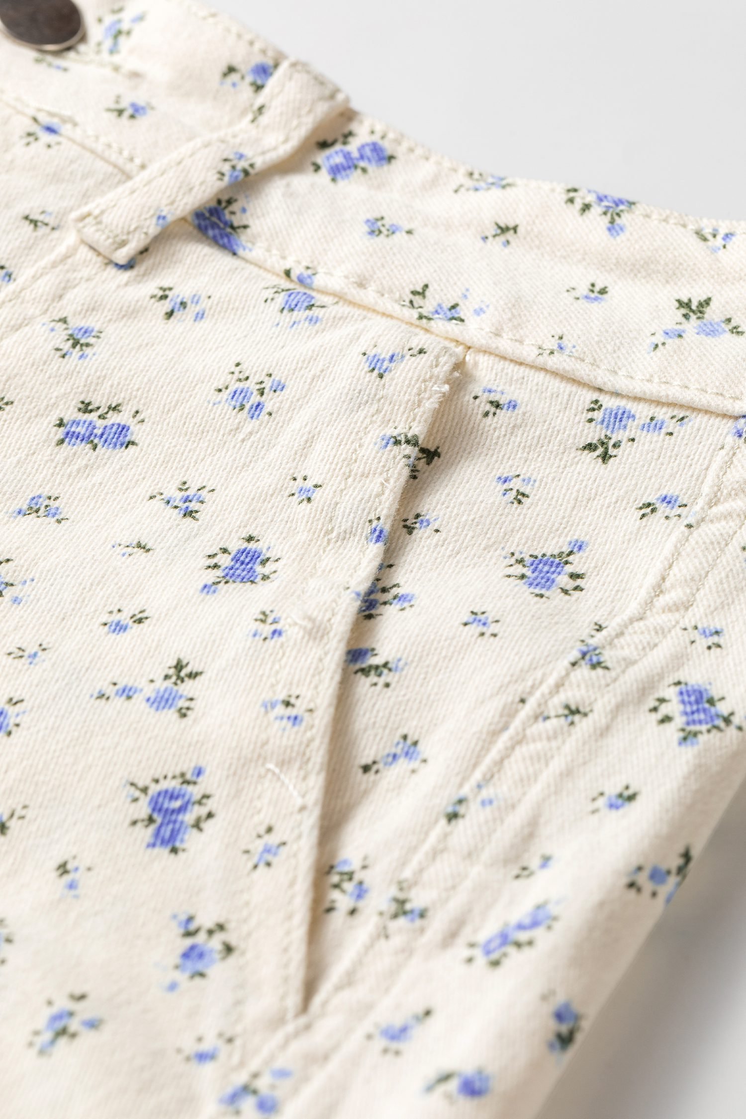 White Floral Casual Cute Denim Shorts