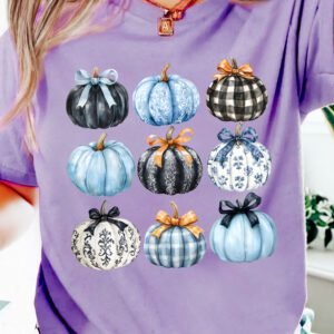 Wisteria Chic Pumpkin Graphic Relaxed T Shirt