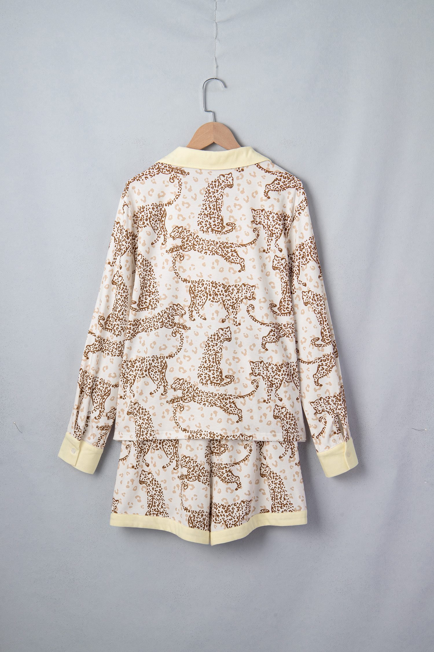 Yellow Leopard Print Colorblock Pocket Placket Long Sleeve Lounge Set