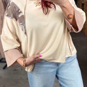 Beige Camouflage Colorblock Twist Rib Patchwork 3/4 Sleeve Top
